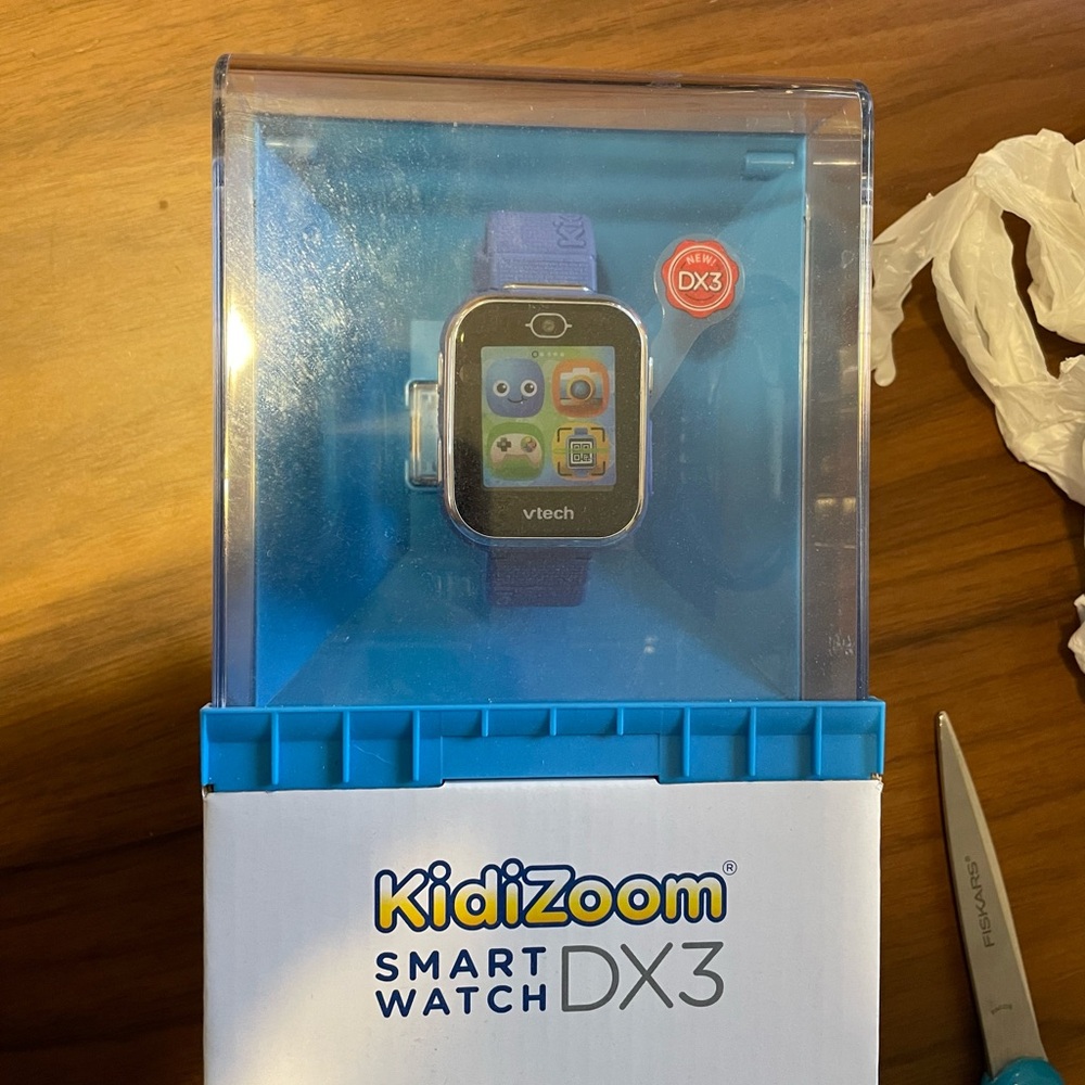 VTech KidiZoom Smart Watch DX3 in Blue New with Tags!